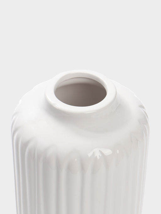 Ваза Хавьер, 17.5?9 см, керамика, белая