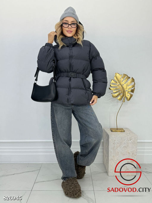 Куртка зимняя с капюшоном