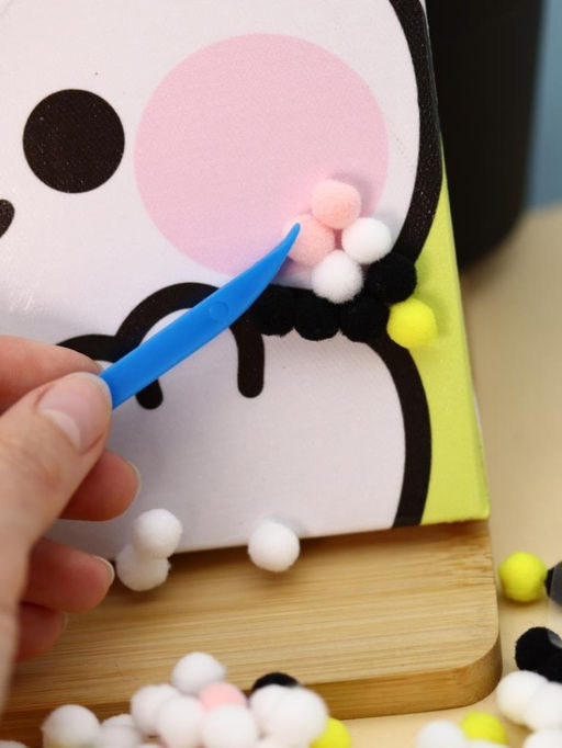 Картина из помпонов на подрамнике Draw Me! Happy hare, (20 х 20 см)