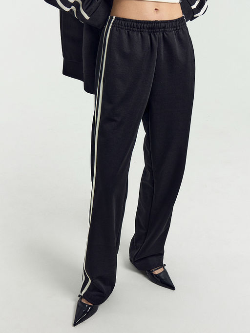 Брюки женские черные со светло-молочными лампасами черный +св.молочный 182498 - Mark formelle фото 11