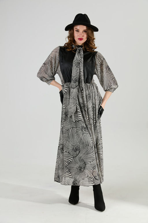 Платье NIKVA н1010-1а чёрный и чёрно-белые ракушки