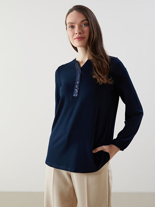 Ka??k Yaka Pul ??lemeli Kad?n Bluz