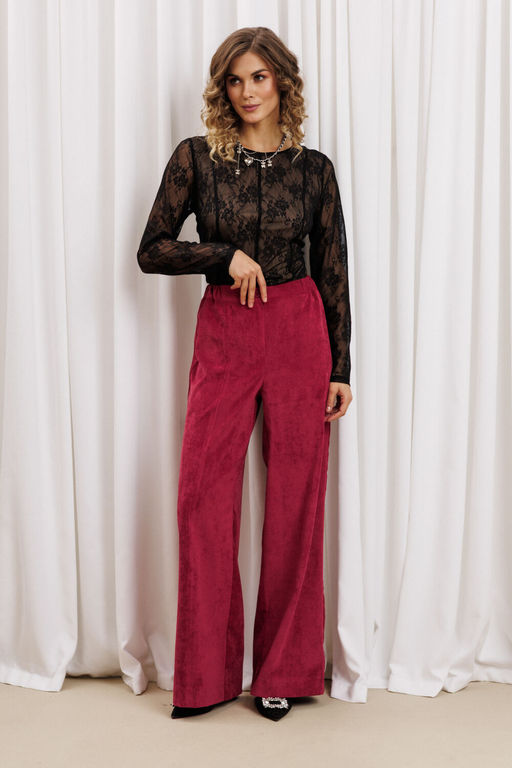 Костюм Gizart 5439 черный,брусничный