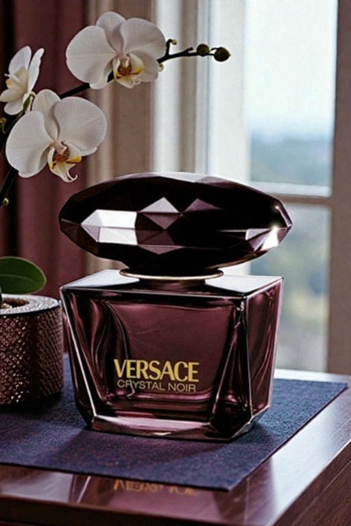 VERSACE CRYSTAL Noir lady 50ml edt фото 2
