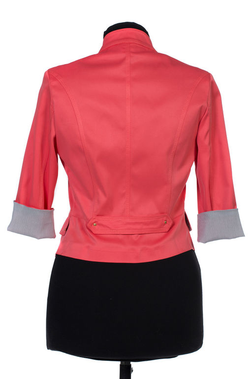 Ветровка жакет