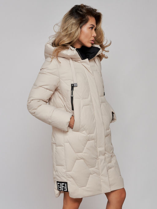 Пальто утепленное молодежное зимнее женское бежевого цвета 589899B - RoccaManer фото 10