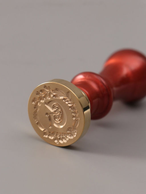 Печать для сургуча с пластиковой ручкой «Венок с буквой G», 2.5×2.5×6.3 см