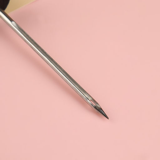 Шило швейное, с отверстием на конце, 15.5×2 см