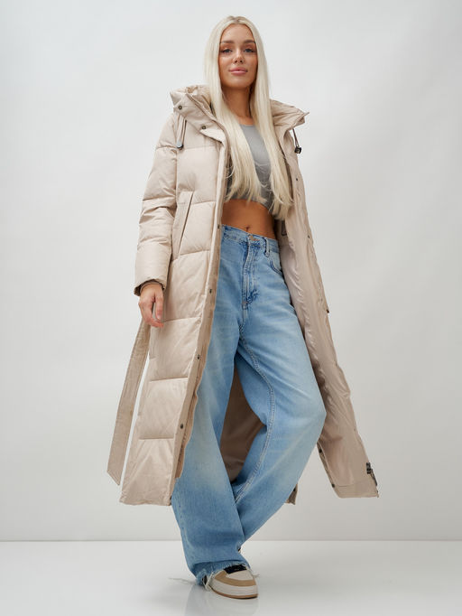 Пальто утепленное стеганное зимнее с капюшоном женское бежевого цвета 9605B - Mtforce фото 15