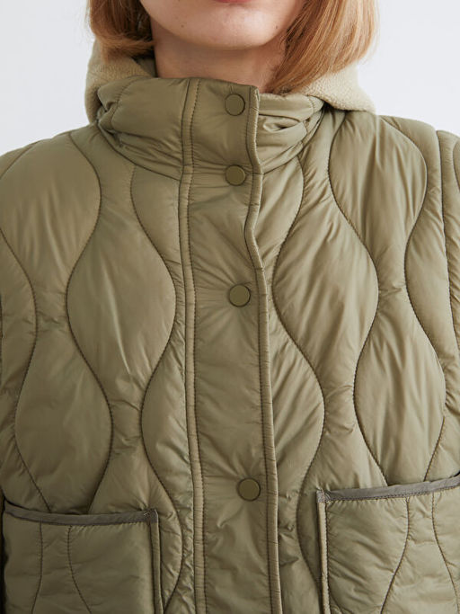 Dik Yaka Kapitone Oversize Kad?n ?i?me Yelek