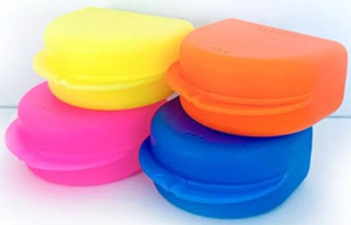 Контейнер большой для съемных ортодонтических конструкций