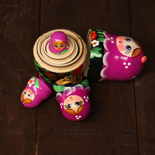 Матрёшка дерево «Божья коровка», фиолетовый платок, 5 кукольная, 9-11 см