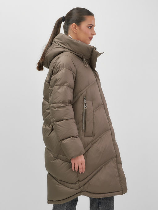 Пальто зимнее утепленное с капюшоном женское коричневого цвета 7747K - Visdeer фото 8