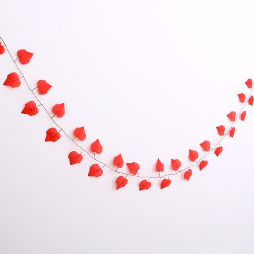 Декор «Гирлянда из листьев» длина — 2,4 м, ширина — 17 см, цвет красный