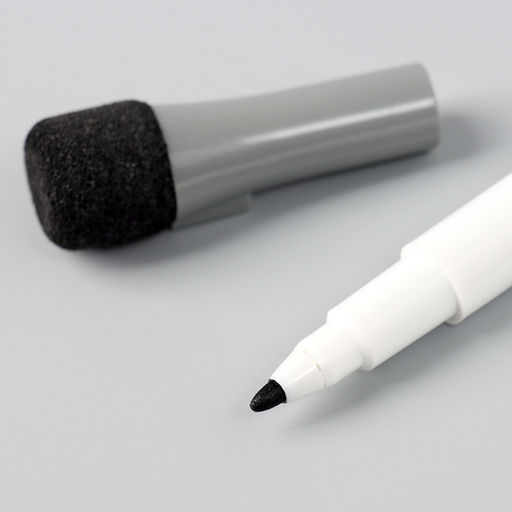 Цена за 12 шт. Маркер на водной основе с магнитом, 2×2×13.5 см, чёрный