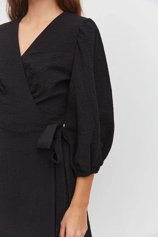 Платье на запах из жатого хлопка - TO BE ONE фото 3