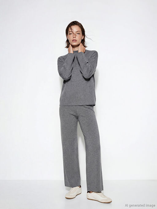 Dik Yaka Kad?n Triko Kazak