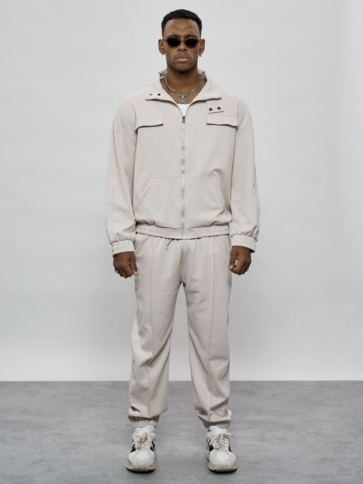 Спортивный костюм бежевого цвета