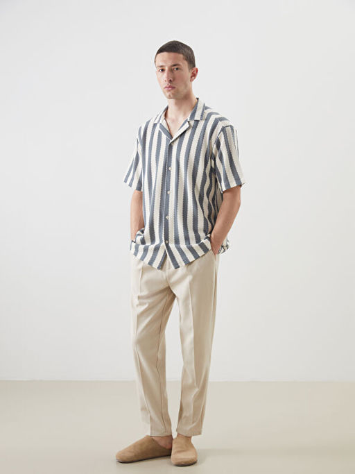 Regular Fit K?sa Kollu ?izgili Erkek G?mlek