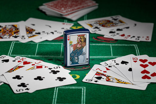 Зажигалка ZIPPO Королева | Queen Design 48723  фото 7