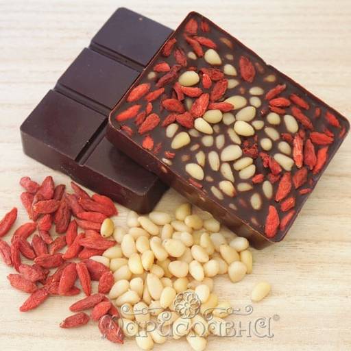 Шоколад тёмный Годжи и кедровый орех - Мариславна фото 2