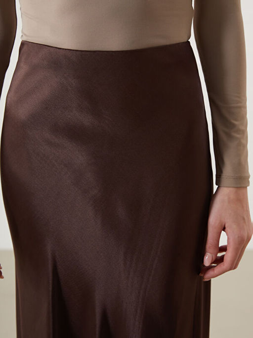 Standart Fit Saten Kad?n Etek