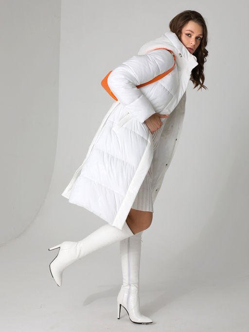 24433 Пальто стеганое молочный