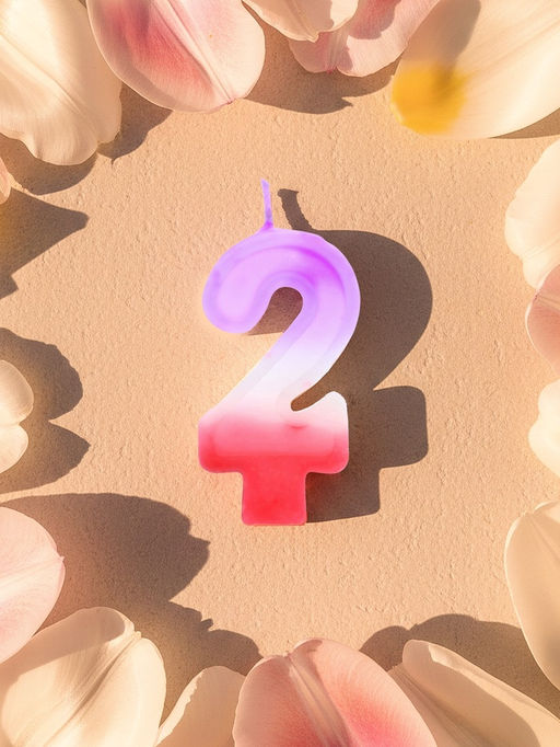 Цена за 10 шт. Свеча цифра для торта «2», 8×3.75×1 см