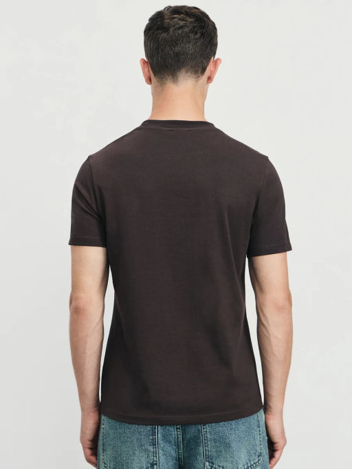 Базовая футболка slim fit / Zarina