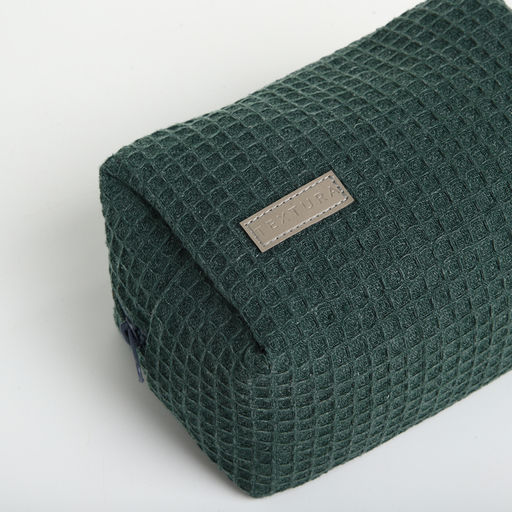 Косметичка женская на молнии TEXTURA, объёмная, средняя, мягкая, вафельная текстура, зелёная  фото 8