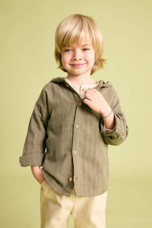Рубашка с длинными рукавами и капюшоном для маленьких мальчиков - Defacto фото 3