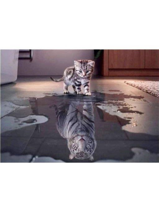 Алмазная мозаика без подрамника "Тигр в отражении котёнка", 30х40 см