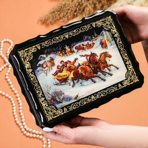 Шкатулка для украшений «Гонки на лошадях», 17×23×6 см, лаковая миниатюра
