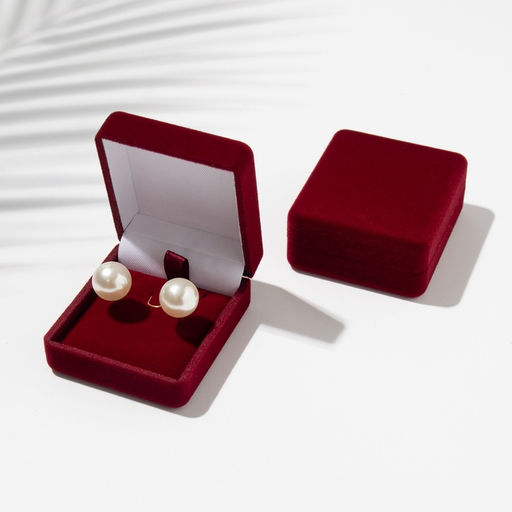 Футляр бархатный под серьги, кулон Традиции, 4.5?5?2 см, бордовый