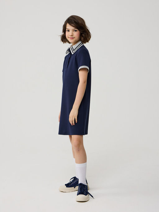 Платье с короткими рукавами