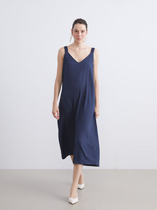 V Yaka Dokulu Elbise