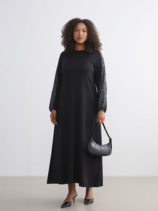 B?y?k Beden Bisiklet Yaka Desenli Elbise