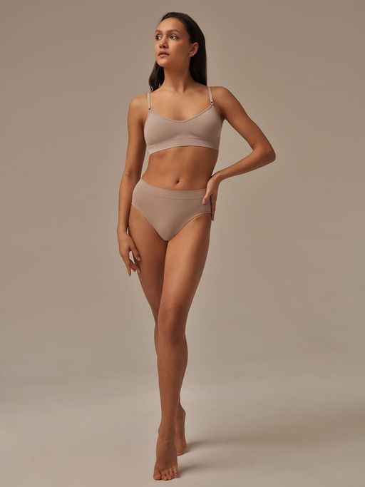 Топ на тонких регулируемых бретелях с чашечками - My фото 20