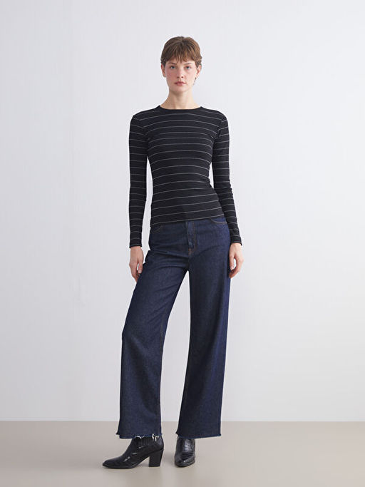 Bisiklet Yaka ?izgili Kad?n Ti??rt