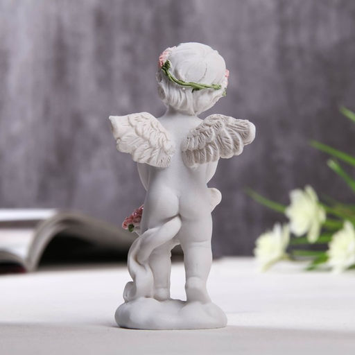 Фигурка полистоун Ангел с корзинкой розовых роз, 10?3.5?5 см