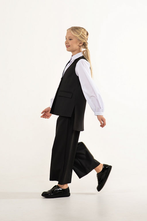 Черный школьный жилет для девочки Mooriposh, модель 1118  фото 2