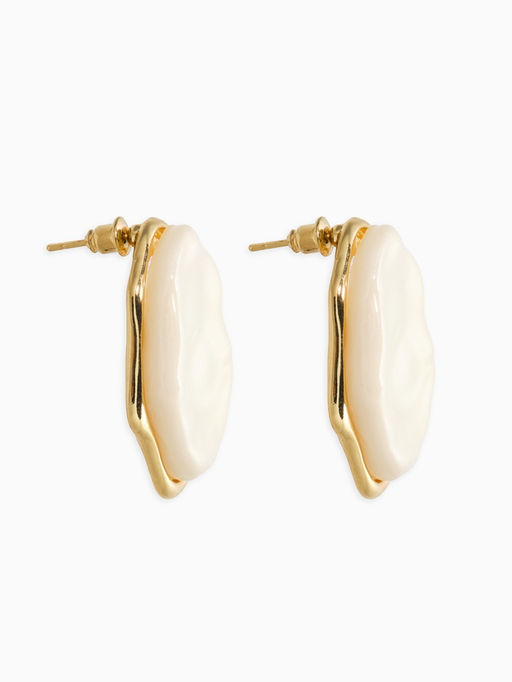 Серьги большие «Мятый овал», акрил, белые в золоте