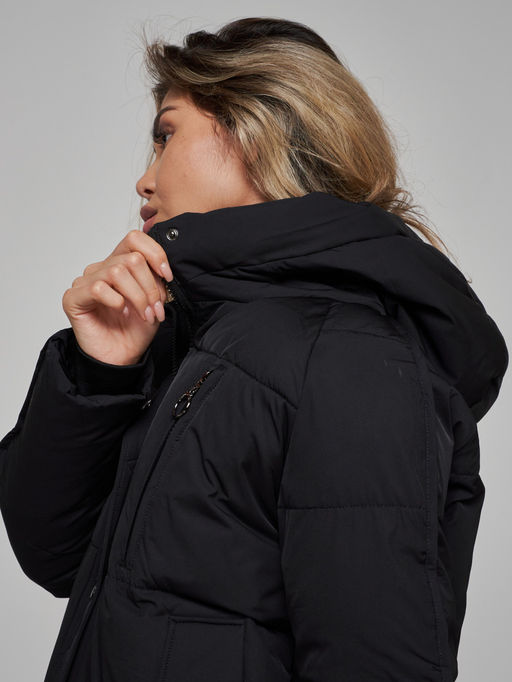 Зимняя женская куртка модная с капюшоном черного цвета 52308Ch - Holdluck фото 17