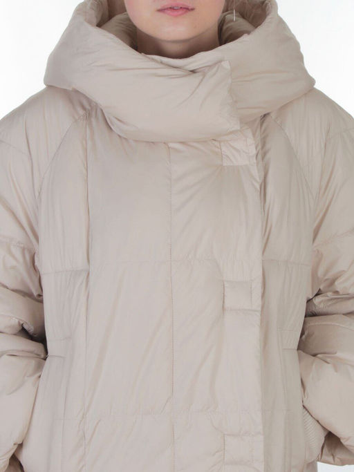 8892 LT. BEIGE Пальто зимнее женское (200 гр. холлофайбер)