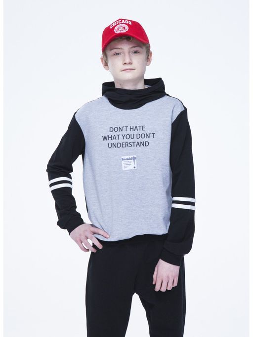 Костюм спортивный