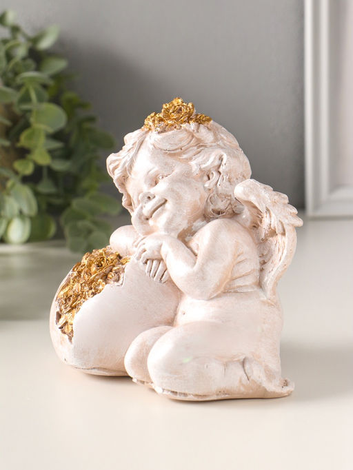 Фигурка полистоун «Ангелочек на сердце», 13×14 см