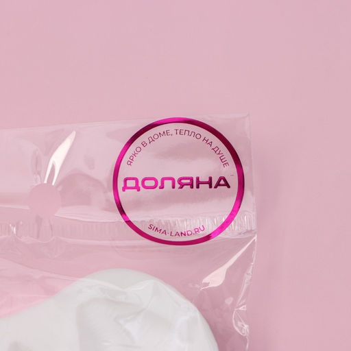 Молд для заливки шоколада Доляна Губы, 8.5?8?1.5 см, силикон, белый