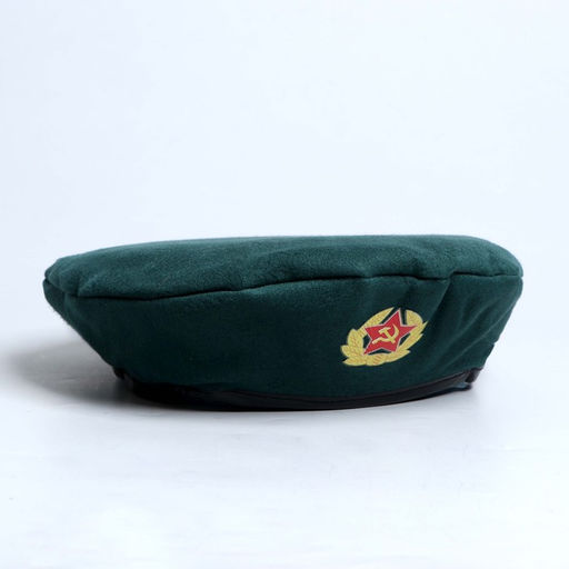 Берет пограничника На страже Родины, герб