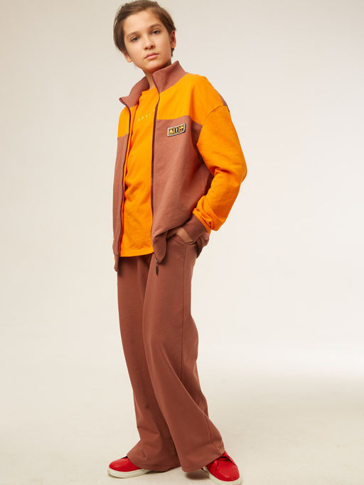 Костюм спортивный