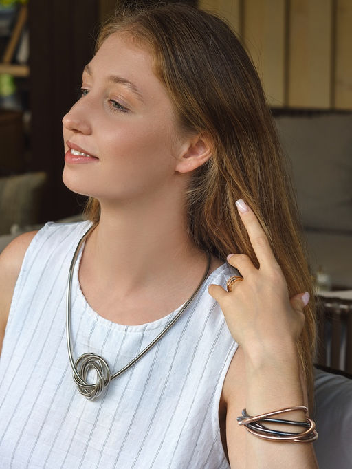 Браслет трансформируется в кулон «Обруч», металл, цвет серебро